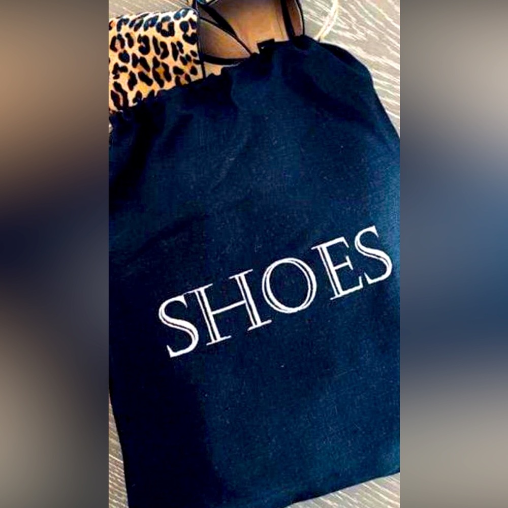 Crown linen Black designed shoe 👠 bag